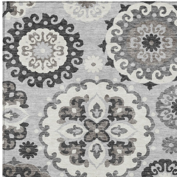 5' X 8' Silver Gray And Ivory Floral Medallion Washable Indoor Outdoor Area Rug