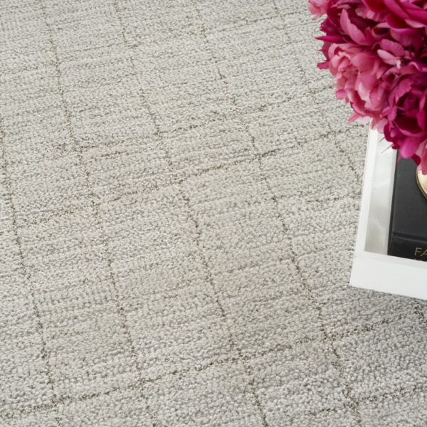 8' x 10' Beige and Ivory Abstract Power Loom Area Rug