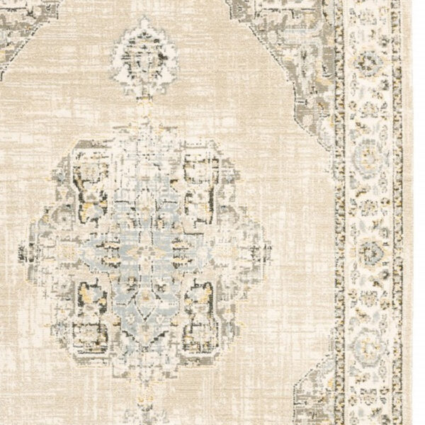 5'X8' Beige And Ivory Center Jewel  Area Rug