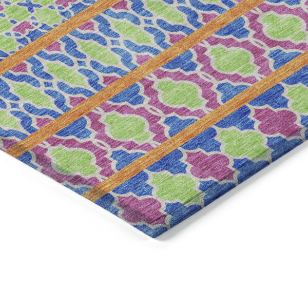 10' X 14' Blush Blue And Lime Green Quatrefoil Washable Indoor Outdoor Area Rug