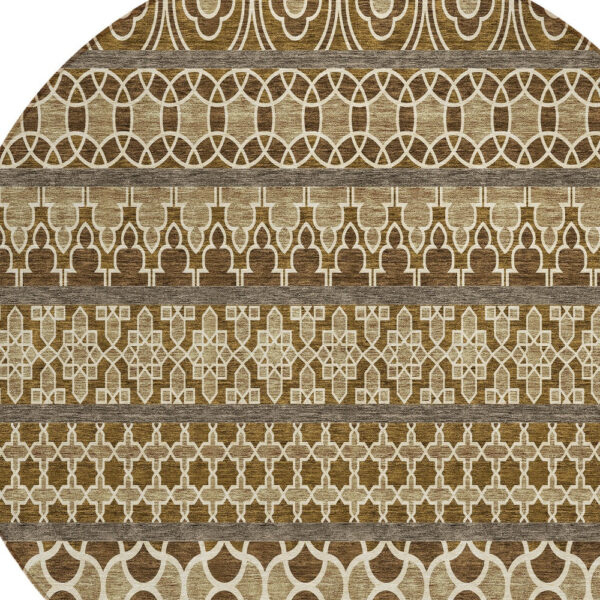 8' Brown And Taupe Round Quatrefoil Washable Indoor Outdoor Area Rug