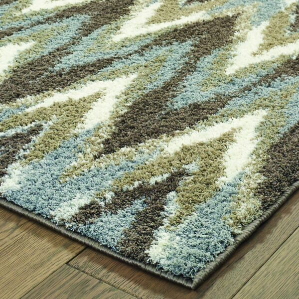 5’X8’ Gray And Taupe Ikat Pattern Area Rug