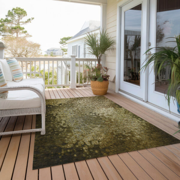8' X 10' Brown Washable Non Skid Indoor Outdoor Area Rug