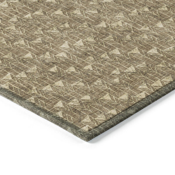 8' Round Brown Round Geometric Washable Non Skid Indoor Outdoor Area Rug