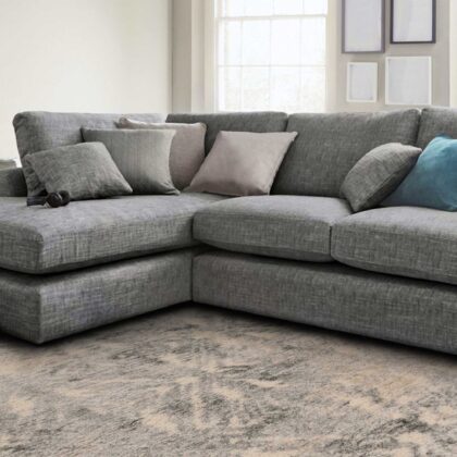 7' X 9'  Polypropylene Ivory Or Grey Area Rug