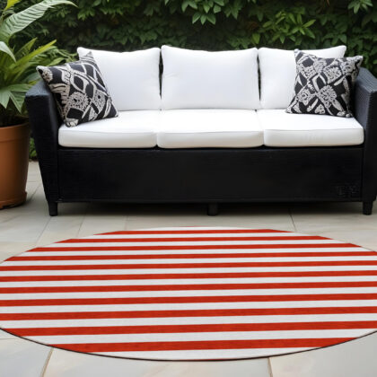 8' Round Red and White Round Striped Washable Non Skid Indoor Outdoor Area Rug