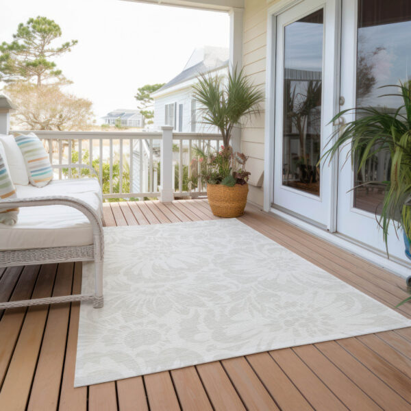 3' X 5' Ivory Floral Washable Non Skid Indoor Outdoor Area Rug