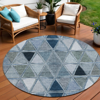 8' Denim Blue And Sky Blue Round Geometric Washable Indoor Outdoor Area Rug