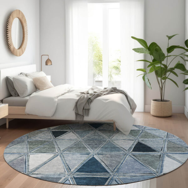 8' Denim Blue And Sky Blue Round Geometric Washable Indoor Outdoor Area Rug