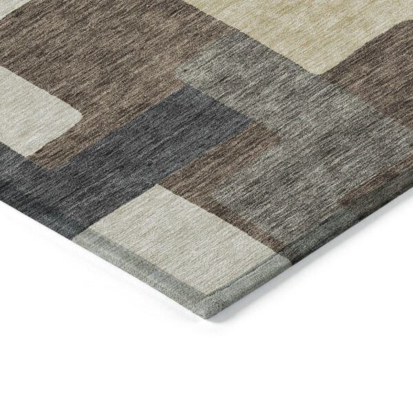 8' Brown And Taupe Round Abstract Washable Indoor Outdoor Area Rug