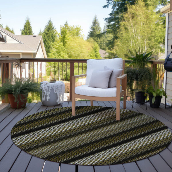 8' Brown Ivory And Black Round Striped Washable Indoor Outdoor Area Rug
