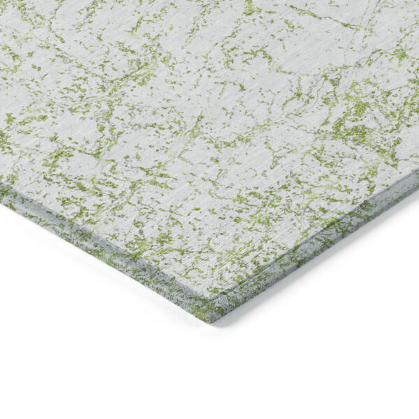 5' X 8' Green And Ivory Abstract Washable Indoor Outdoor Area Rug