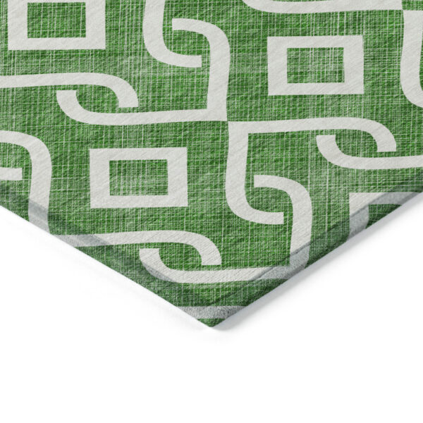 5' X 8' Emerald And Ivory Geometric Washable Indoor Outdoor Area Rug