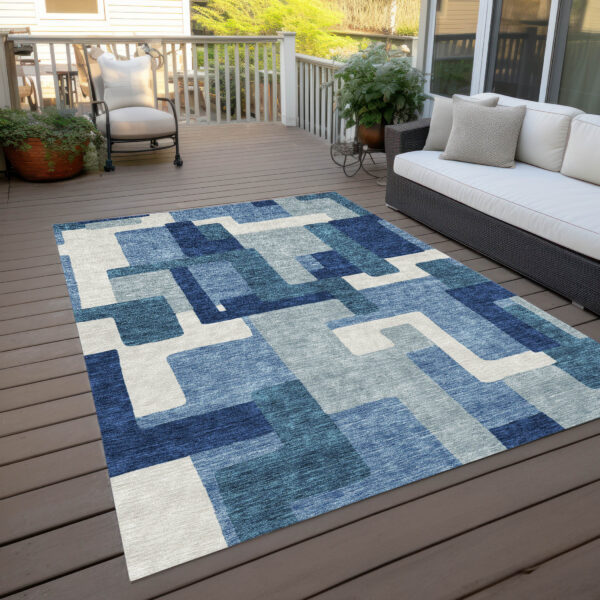 5' X 8' Navy Blue And Sky Blue Abstract Washable Indoor Outdoor Area Rug