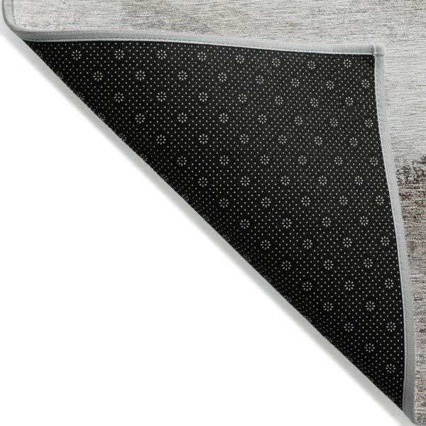 5' X 8' Silver Beige And Gray Abstract Washable Indoor Outdoor Area Rug