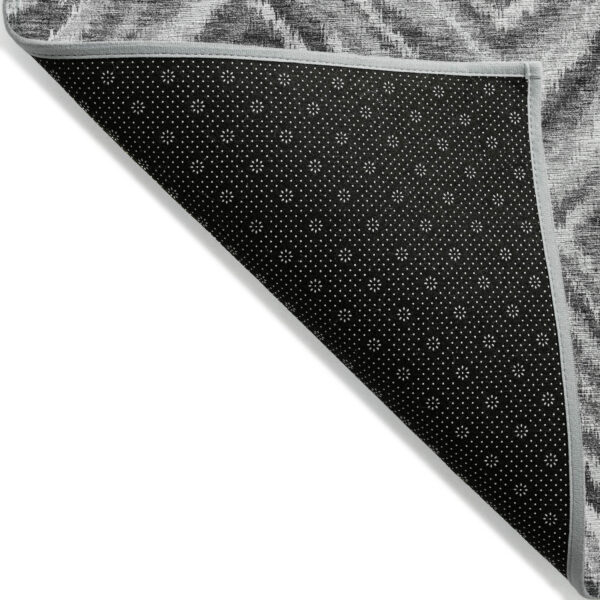 8' X 10' Gray Silver And Ivory Geometric Washable Indoor Outdoor Area Rug