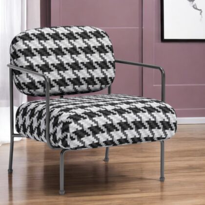 29" Black And White And Black Upholstered Houndstooth Arm Chair
