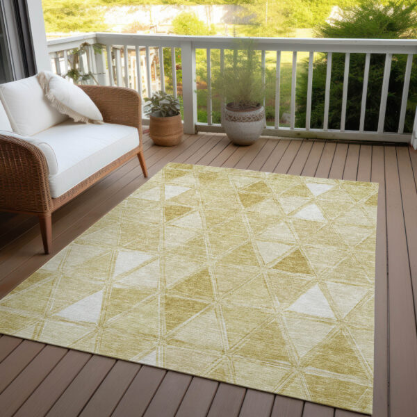 9' X 12' Gold Wheat And Ivory Geometric Washable Indoor Outdoor Area Rug