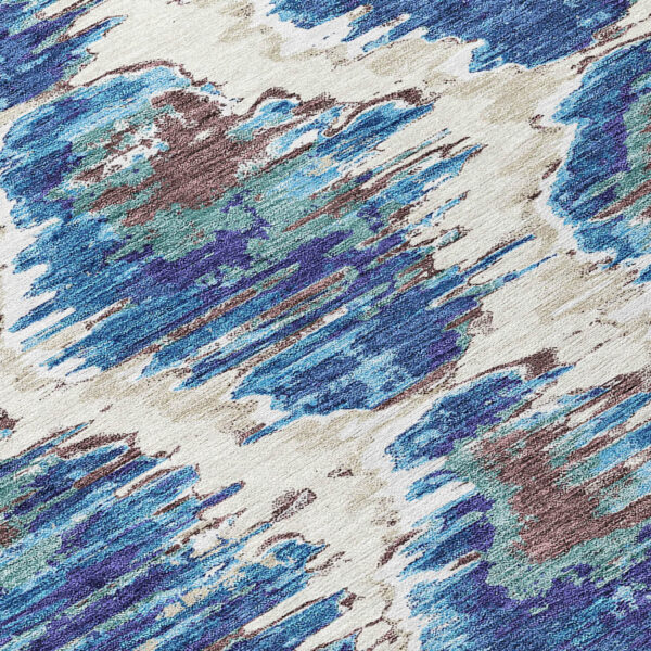 8' Denim Blue And Sky Blue Round Abstract Washable Indoor Outdoor Area Rug