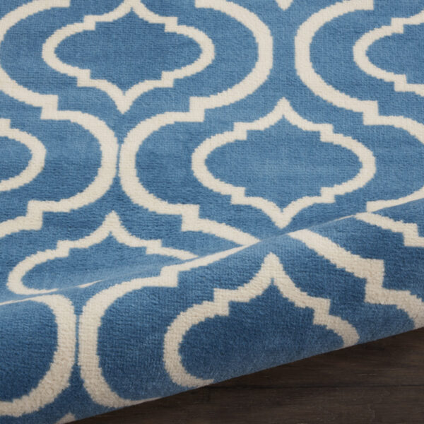 4' x 6' Gray Moroccan Power Loom Area Rug