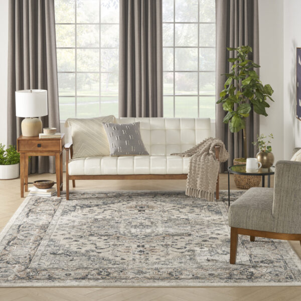 8' x 10' Ivory Floral Power Loom Area Rug