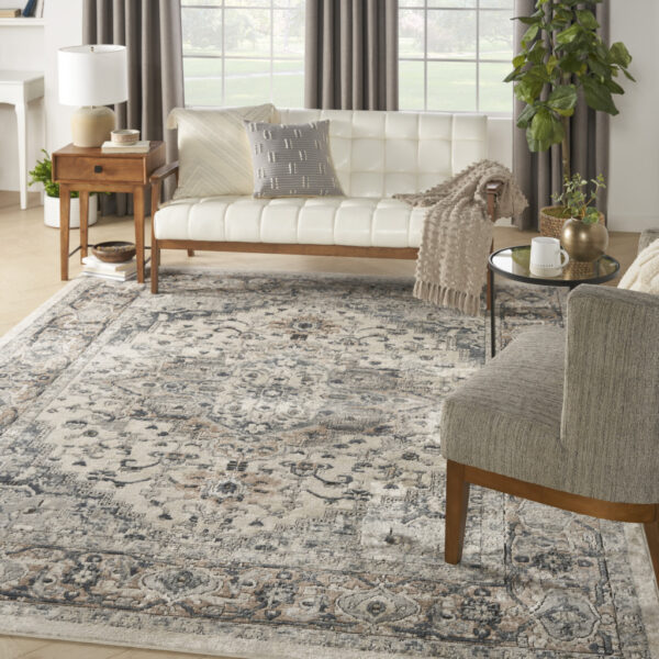8' x 10' Ivory Floral Power Loom Area Rug