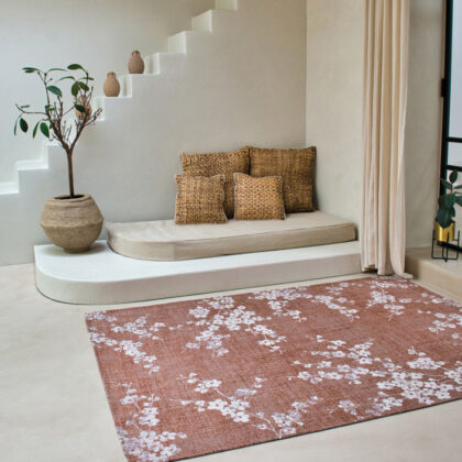 8' Red and White Round Oriental Non Skid Area Rug
