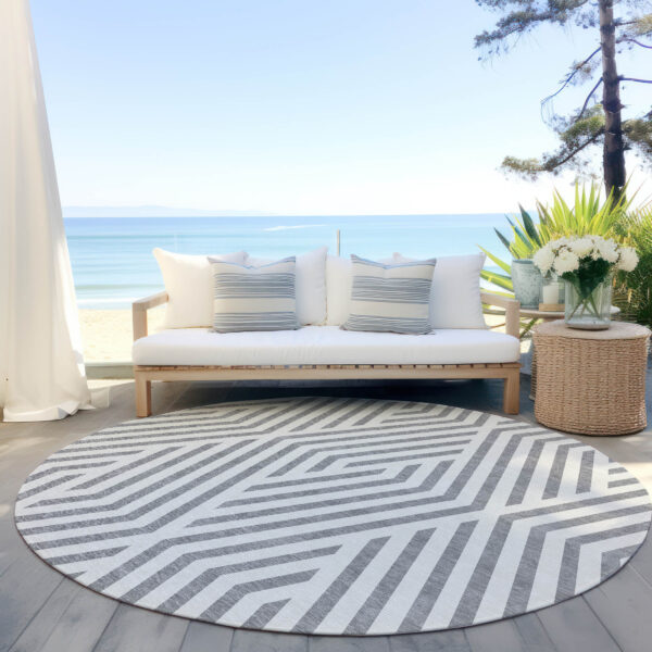 8' Round Gray and Ivory Round Geometric Washable Non Skid Indoor Outdoor Area Rug