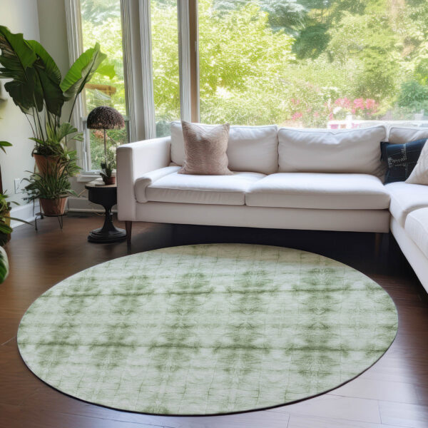 8' Sage And Green Round Geometric Washable Indoor Outdoor Area Rug