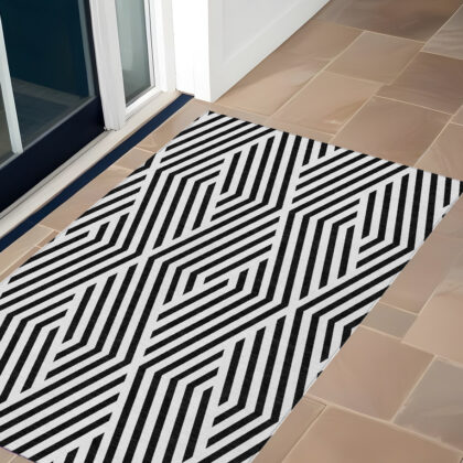 2' X 3' Black and White Geometric Washable Non Skid Indoor Outdoor Area Rug