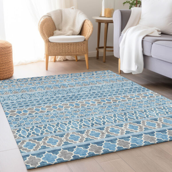 8' X 10' Sky Blue And Denim Blue Quatrefoil Washable Indoor Outdoor Area Rug