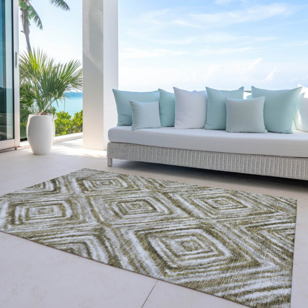 5' X 8' Brown Beige And Ivory Geometric Washable Indoor Outdoor Area Rug