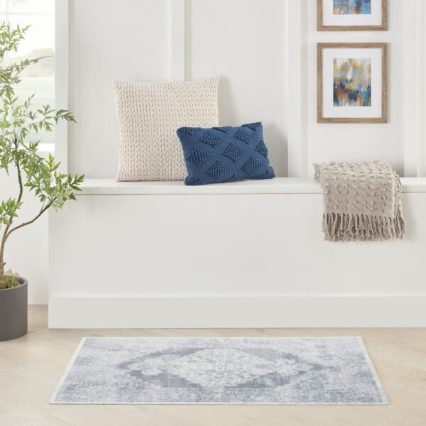 4' X 6' Blue Oriental Power Loom Distressed Washable Area Rug