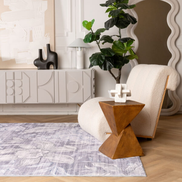 5' x 8' Gray and Beige Floral Area Rug