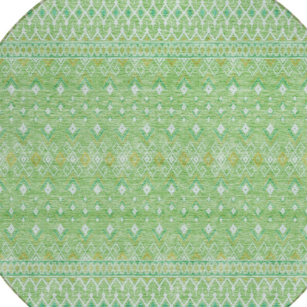 8' Green And Mint Green Round Tribal Washable Indoor Outdoor Area Rug