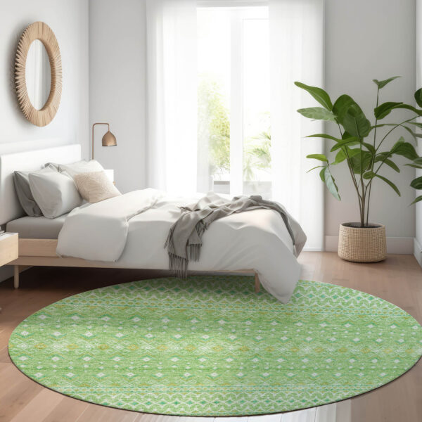 8' Green And Mint Green Round Tribal Washable Indoor Outdoor Area Rug