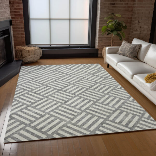 3' X 5' Gray And Ivory Geometric Washable Indoor Outdoor Area Rug
