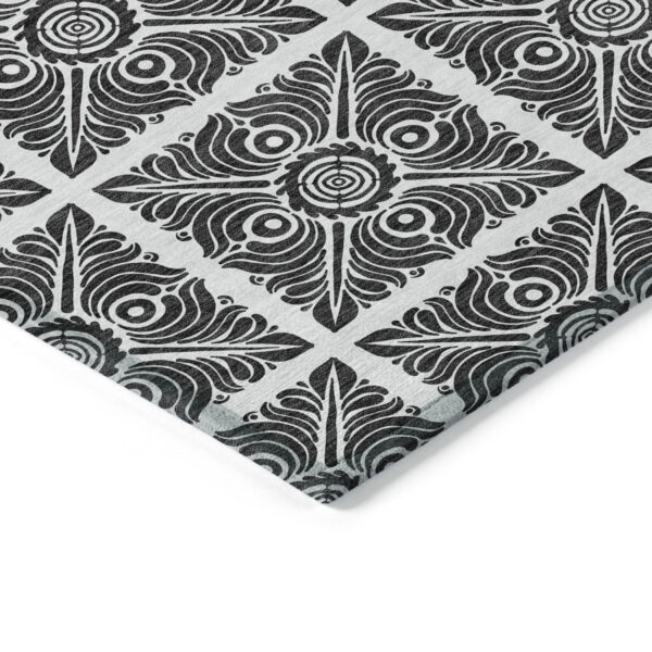 3' X 5' Ivory And Black Medallion Washable Indoor Outdoor Area Rug