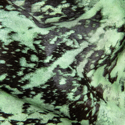 6' x 7' Green and Black Cowhide Hand Knotted Area Rug
