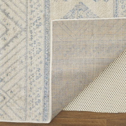 4' X 6' Ivory And Blue Geometric Power Loom Distressed Area Rug