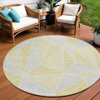 8' Gold Gray And Wheat Round Geometric Washable Indoor Outdoor Area Rug