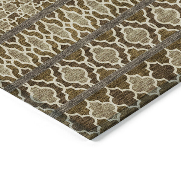8' X 10' Brown And Taupe Quatrefoil Washable Indoor Outdoor Area Rug