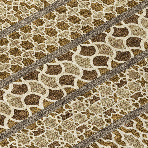8' X 10' Brown And Taupe Quatrefoil Washable Indoor Outdoor Area Rug