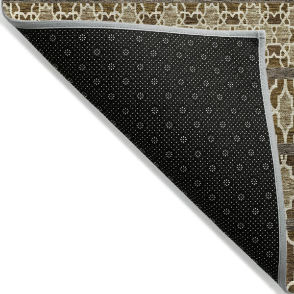 8' X 10' Brown And Taupe Quatrefoil Washable Indoor Outdoor Area Rug
