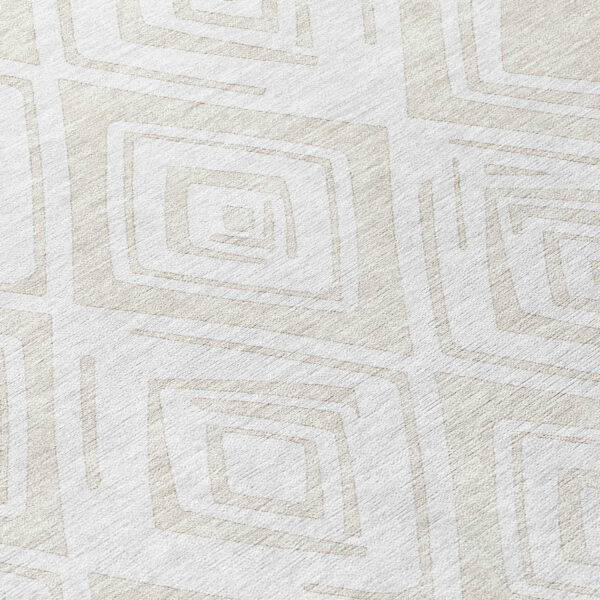 8' Pearl And Ivory Round Geometric Washable Indoor Outdoor Area Rug
