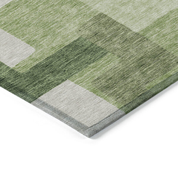 8' Artichoke Green And Ivory Round Abstract Washable Indoor Outdoor Area Rug