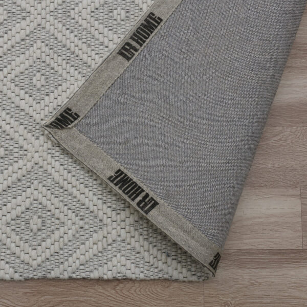 5' x 8' Gray and Ivory Geometric Hand Woven Non Skid Area Rug