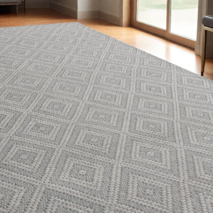 5' x 8' Gray and Ivory Geometric Hand Woven Non Skid Area Rug