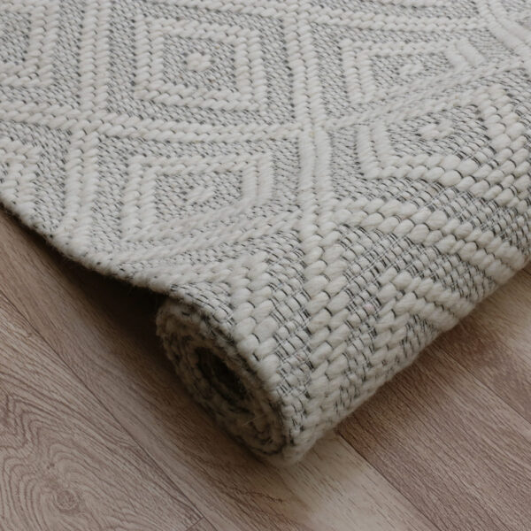 5' x 8' Gray and Ivory Geometric Hand Woven Non Skid Area Rug