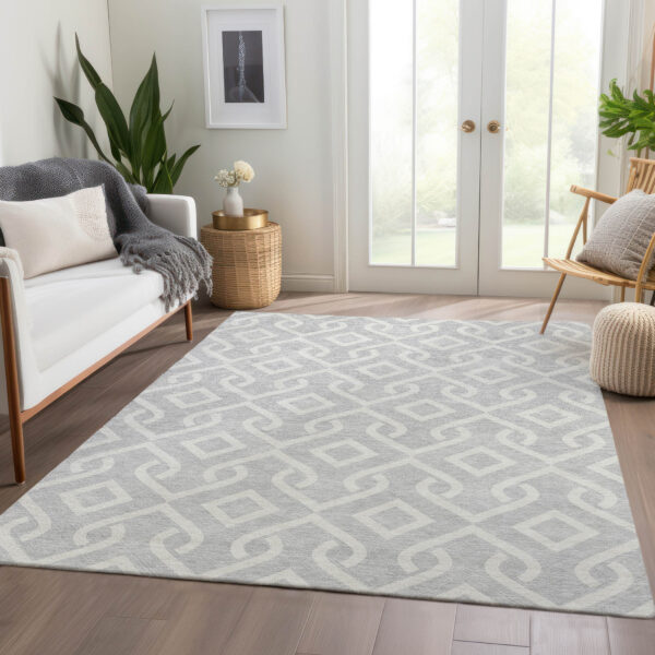9' X 12' Silver And Ivory Geometric Washable Indoor Outdoor Area Rug